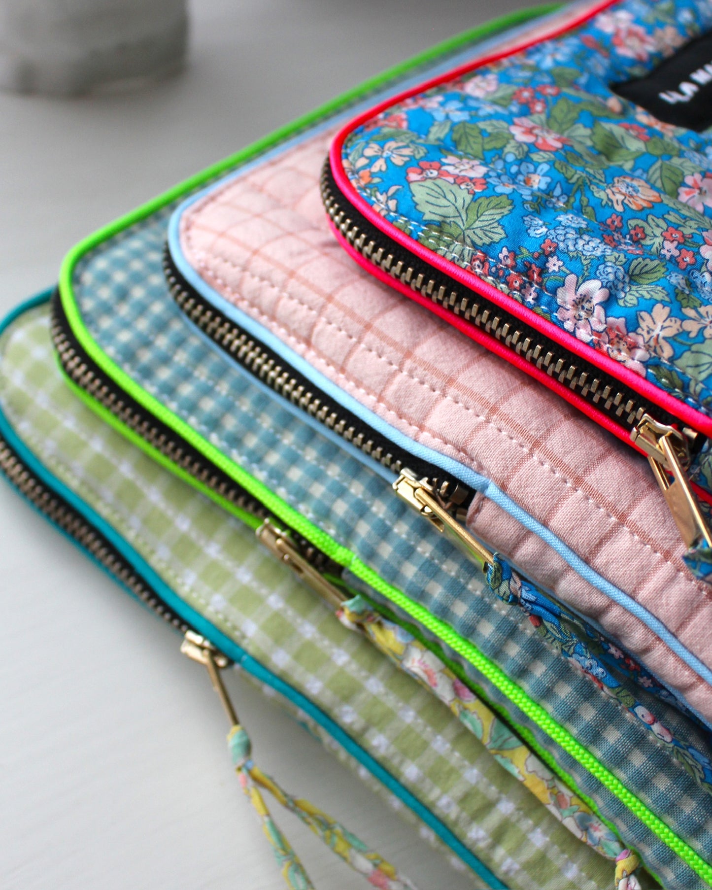 Funda Tablet Cuadro Candy